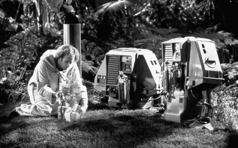 Screenshot Lowell & the bots from the film, 'Silent Running'