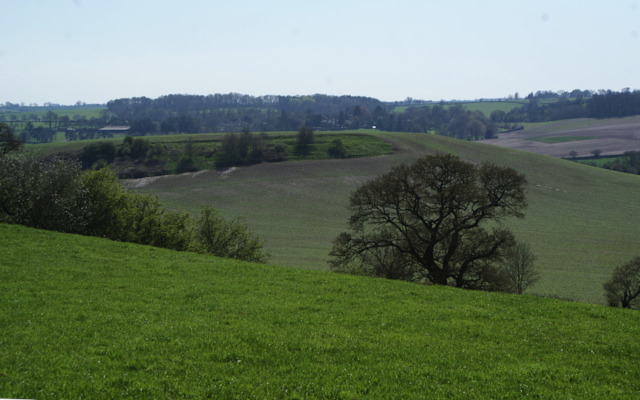 Landscape image, ‘Madmarston Hill and Swalcliffe on the ridge beyond, from Jesters Hill’, 19th April 2014