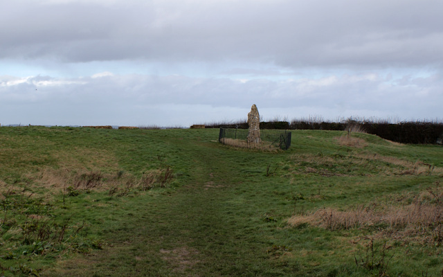 Landscape image, ‘The King, and the small hollow where he stands, unable to see Long Compton in the valley below’, 14th March 2019.